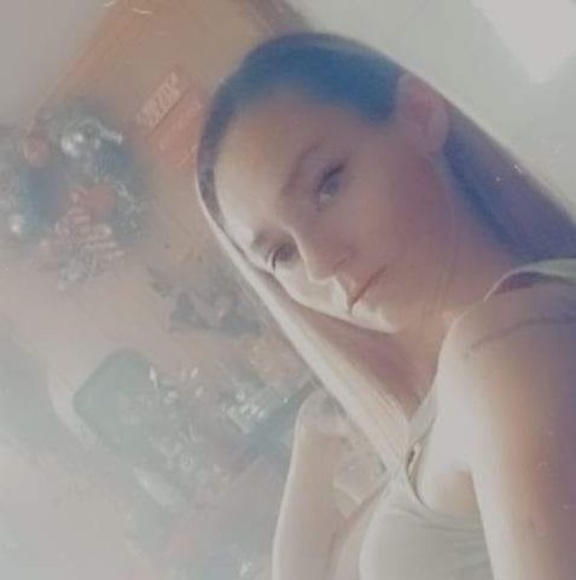 Meet your Posher, Candice - Picture 1 of 1